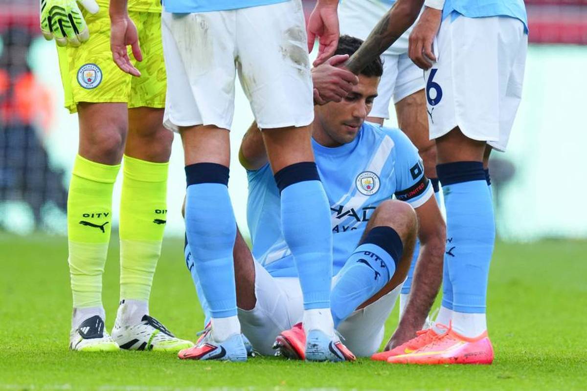 Manchester City is concerned about key players Rodri. The Spaniard, who was missing for a long time, has to be replaced injured.