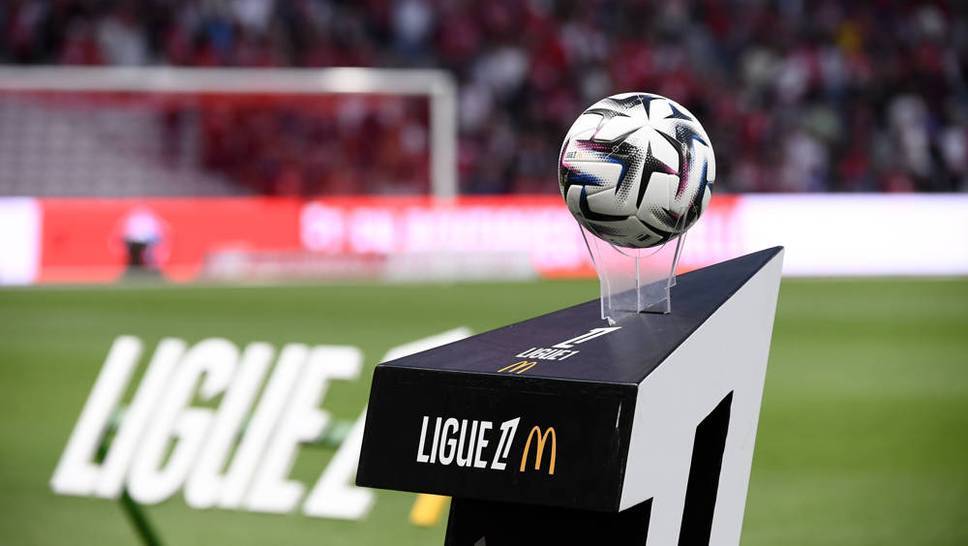 The English Premier League is considered by many experts to be the best football league in the world. Here you can find the most important information, figures and facts about the French top league.
