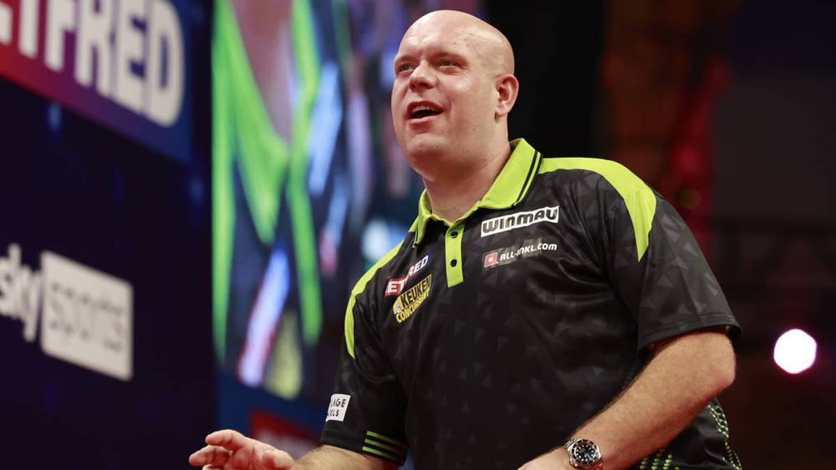Michael van Gerwen defeated Wessel Nijman