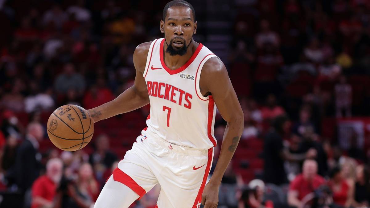 New with the Rockets: Kevin Durant