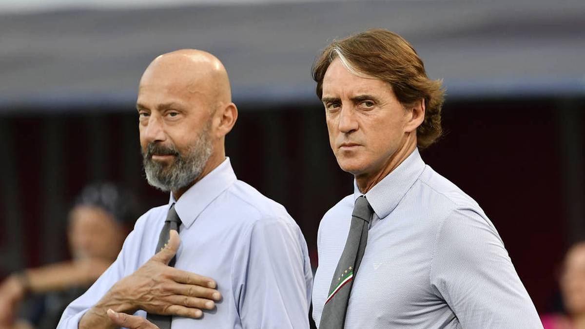 Gianluca Vialli and Roberto Mancini shaped Sampdoria