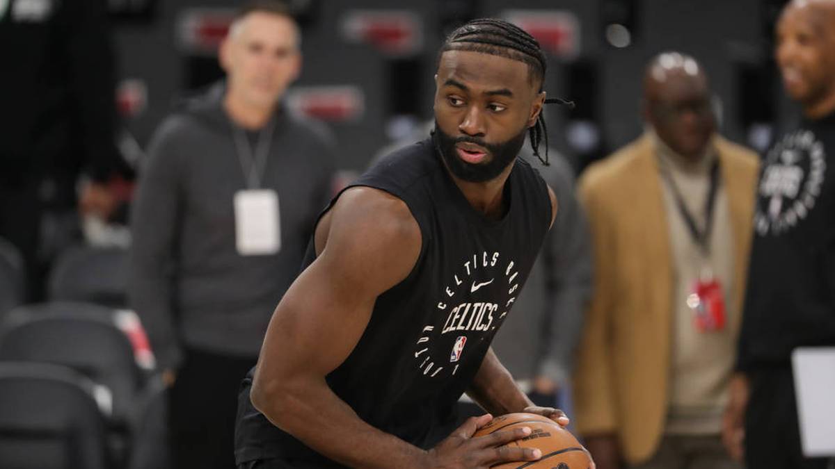 Celtics star Jaylen Brown is angry after another defeat