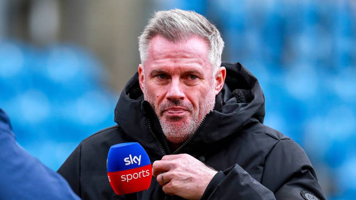 Jamie Carragher raises the alarm after Liverpool's draw against Sunderland