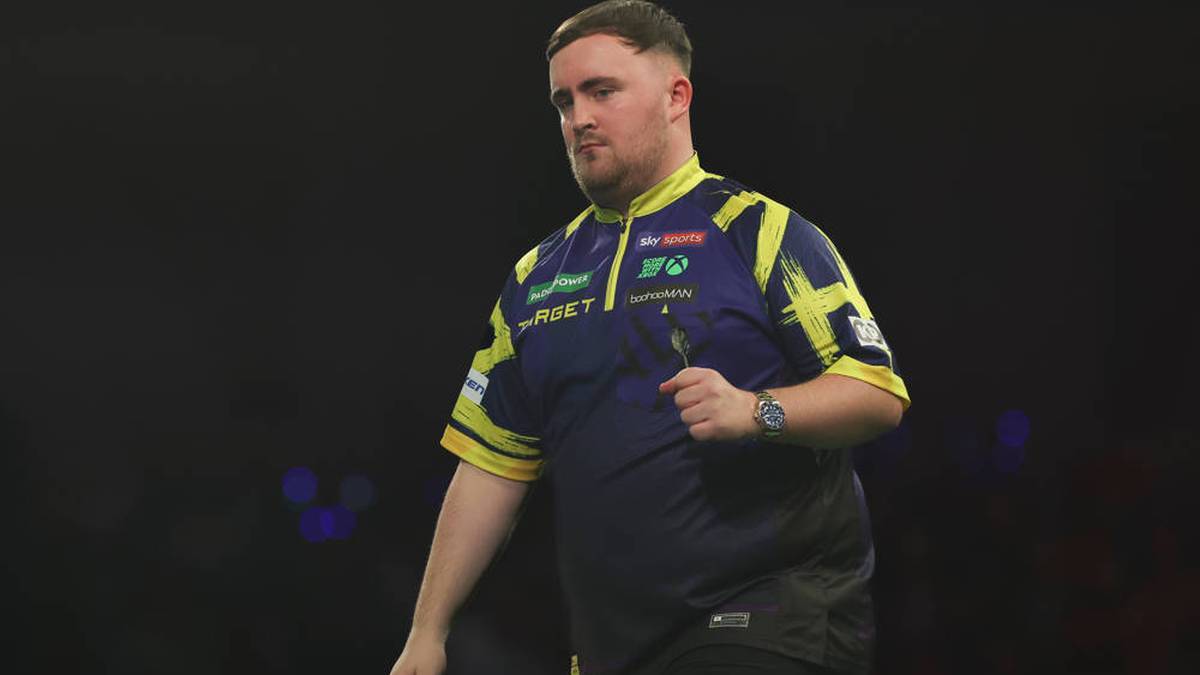 Luke Littler defeated David Davies and is in round three of the World Darts Championship