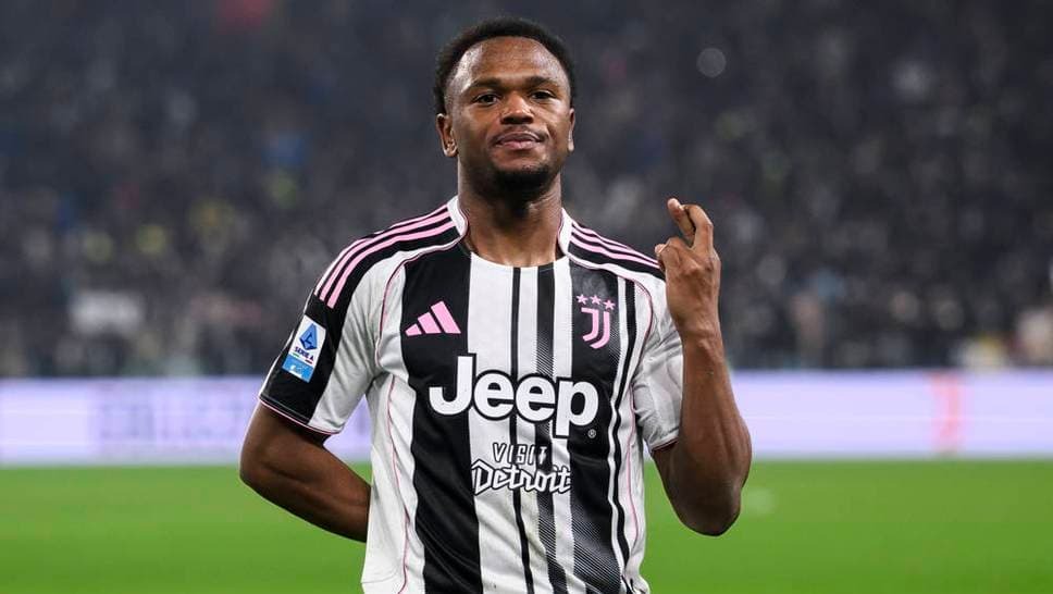 Lois Openda scores for Juventus Turin