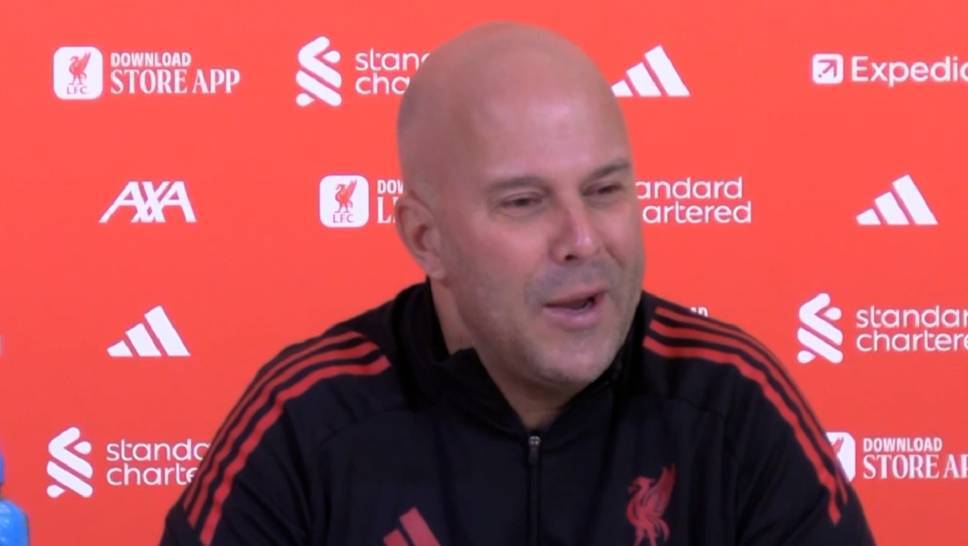 Arne Slot is pleased with Florian Wirtz's performance after his injury break. The Liverpool coach emphasizes that it wasn't the first time the German had a strong game against West Ham.