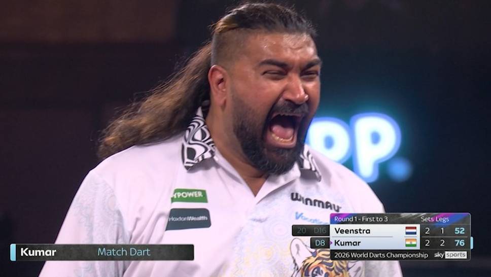 Nitin Kumar writes Indian darts history and wins in an exciting match against Richard Veenstra. He became the first Indian player to win a game at the Ally Pally and reached the second round.