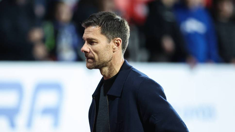 Ex-Real President Ramon Calderon criticizes fundamental principles after Xabi Alonso's expulsion. He criticizes the club's management style - and the squad planning after the loss of Toni Kroos and Luka Modric.