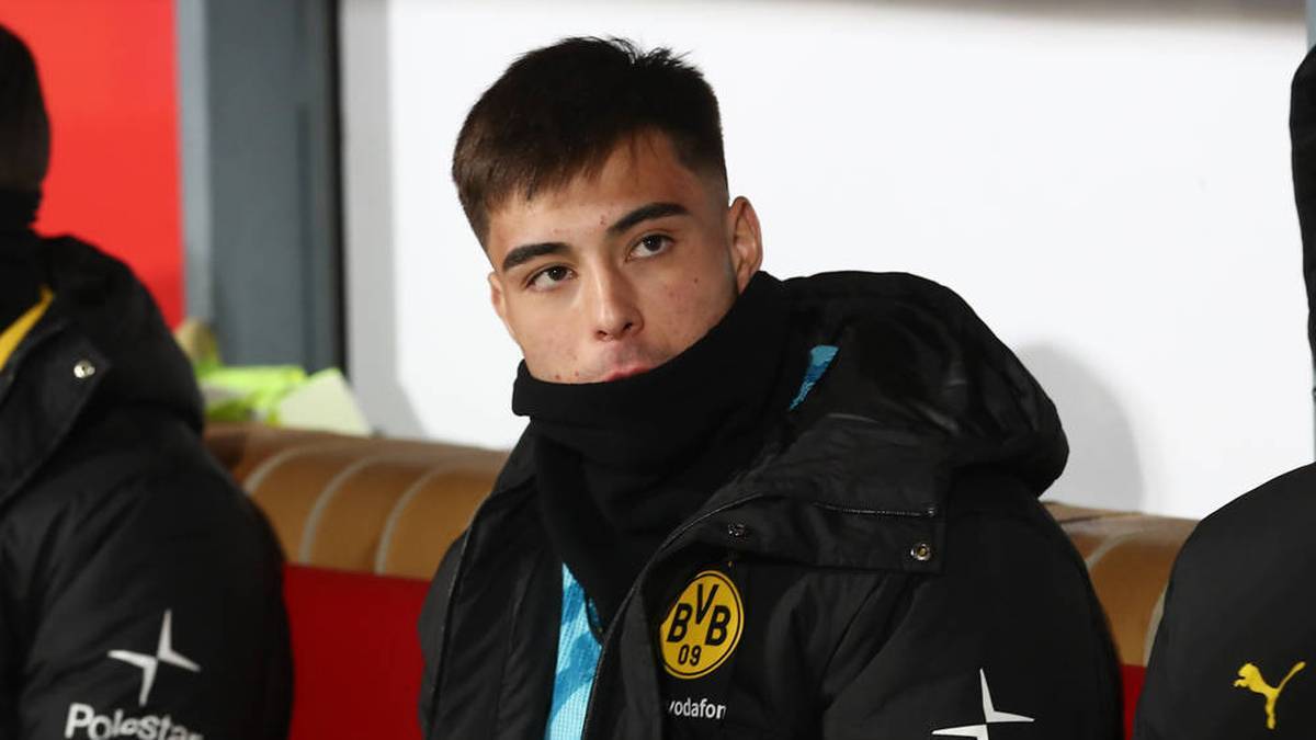 Aarón Anselmino is loaned to Strasbourg